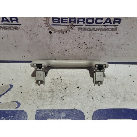 Recambio de asidero techo para toyota corolla verso (r1) 2.2 d-cat referencia OEM IAM 7461005070B0  