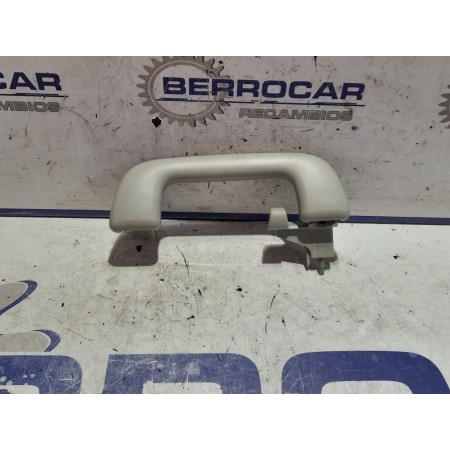 Recambio de asidero techo para toyota corolla verso (r1) 2.2 d-cat referencia OEM IAM 7461005070B0  