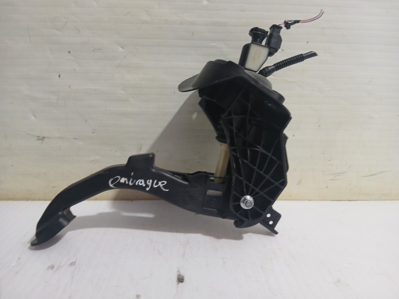 Recambio de pedal embrague para opel grandland x design line referencia OEM IAM 96767288800  
