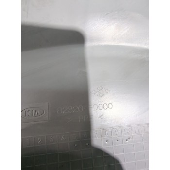 Recambio de guarnecido puerta delantera derecha para kia rio i sedán (dc_) 1.3 referencia OEM IAM 82320FD000  