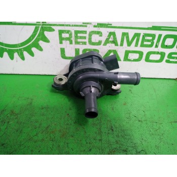 Recambio de bomba agua para toyota auris touring sports (e18) active referencia OEM IAM 161B047010  