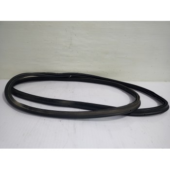Recambio de goma contorno para citroën c4 grand picasso avatar referencia OEM IAM 8707E9  