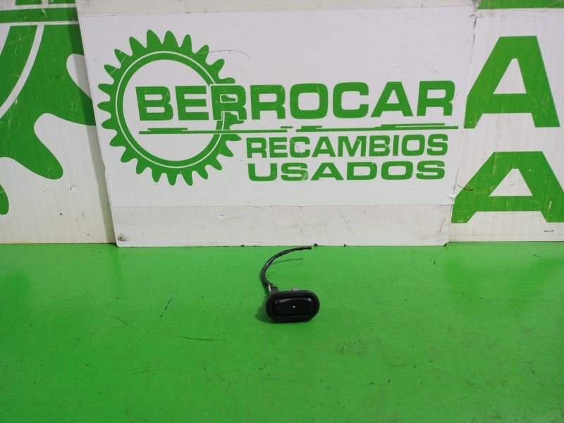Recambio de mando elevalunas delantero derecho para opel zafira a elegance referencia OEM IAM 90561388  