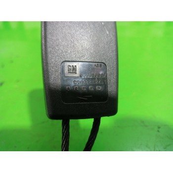 Recambio de enganche cinturon trasero central para opel vectra c berlina gts referencia OEM IAM 24465998F  