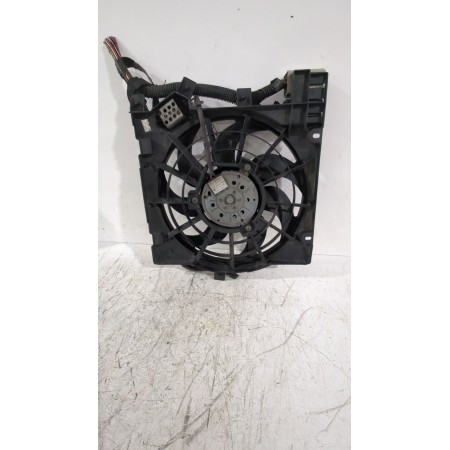 Recambio de electroventilador para opel zafira / zafira family b (a05) 1.9 cdti (m75) referencia OEM IAM 13147279  