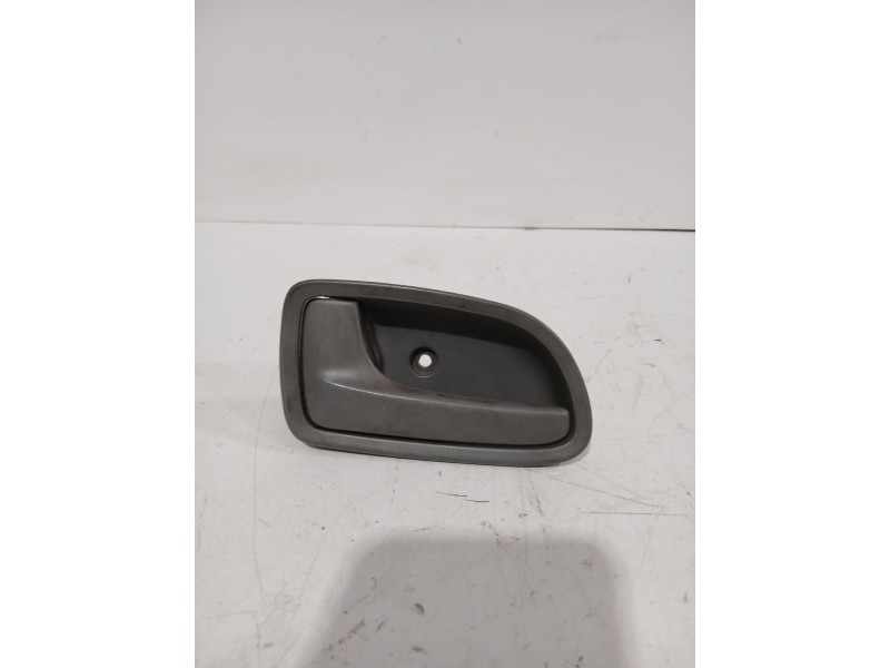 Recambio de maneta interior delantera izquierda para kia rio i sedán (dc_) 1.3 referencia OEM IAM 82610FD000  