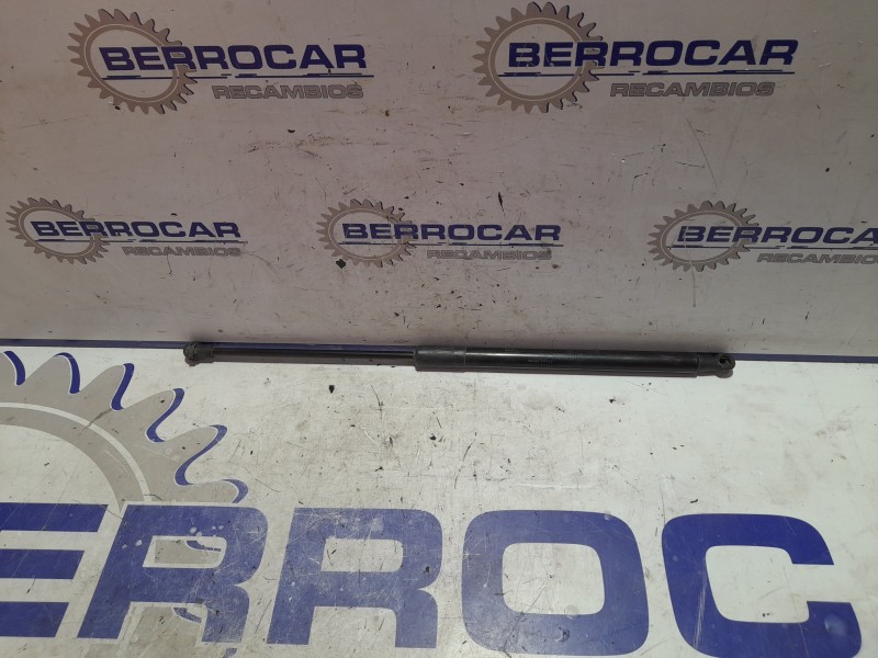 Recambio de amortiguadores maletero / porton para toyota land cruiser (j15) referencia OEM IAM 689400W020  