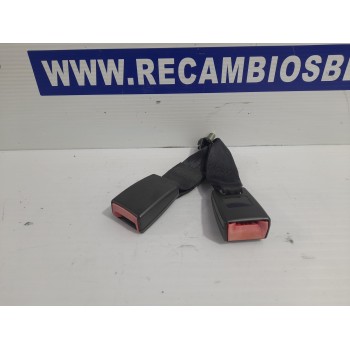 Recambio de anclaje cinturon para mazda 3 berlina (bk) 1.6 cd diesel cat referencia OEM IAM BP4K57780A02  