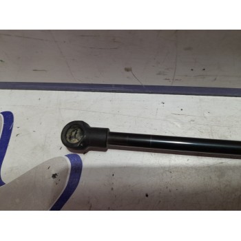 Recambio de amortiguadores maletero / porton para toyota land cruiser (j15) referencia OEM IAM 689400W020  