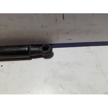 Recambio de amortiguadores maletero / porton para toyota land cruiser (j15) referencia OEM IAM 689400W020  