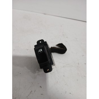 MANDO ELEVALUNAS DELANTERO DERECHO 621W03620 