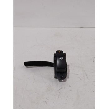 Recambio de mando elevalunas trasero izquierdo para kia rio i sedán (dc_) 1.3 referencia OEM IAM 621W03620  