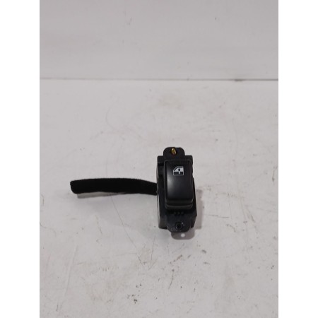 Recambio de mando elevalunas trasero izquierdo para kia rio i sedán (dc_) 1.3 referencia OEM IAM 621W03620  