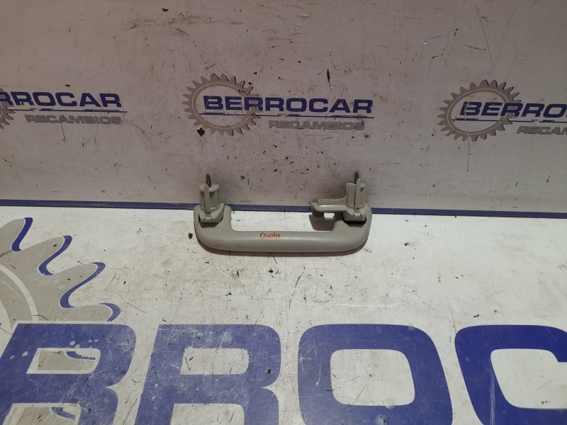 Recambio de asidero techo para toyota corolla (e12) 1.4 turbodiesel cat referencia OEM IAM 5746312010  