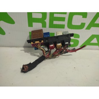 Recambio de caja reles / fusibles para audi a6 berlina (4b2) 2.5 tdi quattro referencia OEM IAM 8L0941822A  