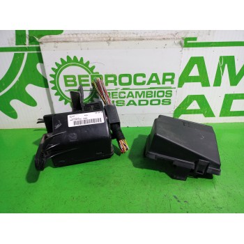 Recambio de caja reles / fusibles para peugeot 206 berlina e-music referencia OEM IAM 9628024480  