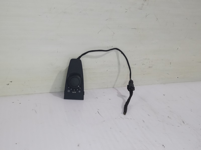 Recambio de mando climatizador para citroën c4 grand picasso avatar referencia OEM IAM 9659796877  