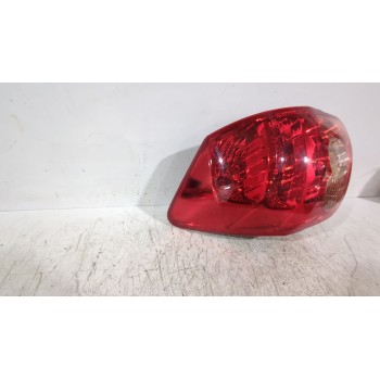 Recambio de piloto trasero derecho para toyota auris (_e15_) 1.6 (zre151_) referencia OEM IAM 8155102380  