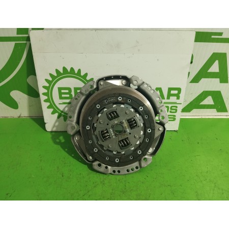 Recambio de kit embrague para nissan micra (k12e) 1.2 cat referencia OEM IAM 318018510 / 119014010  