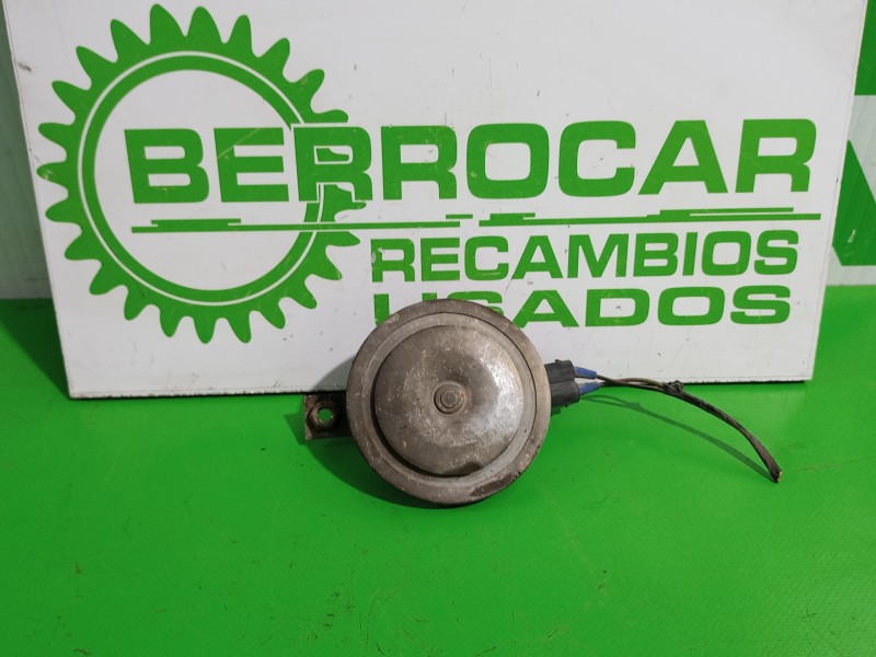 Recambio de claxon para volkswagen golf iii berlina (1h1) 1.9 diesel referencia OEM IAM E6008431  