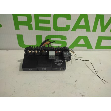 Recambio de caja reles / fusibles para audi a6 berlina (4b2) 2.5 tdi quattro referencia OEM IAM 8D0937503  