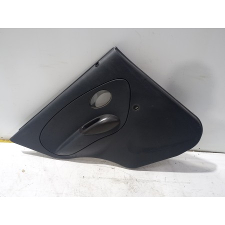 Recambio de guarnecido puerta trasera izquierda para daewoo matiz cd referencia OEM IAM 96571956  