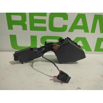 Recambio de caja reles / fusibles para audi a6 berlina (4b2) 2.5 tdi quattro referencia OEM IAM 8D1941824  