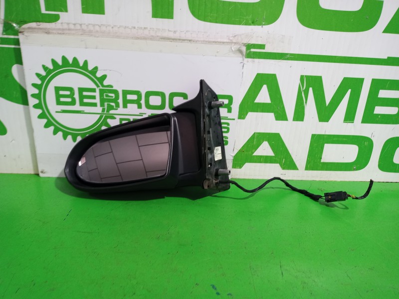 Recambio de retrovisor izquierdo para opel zafira a elegance referencia OEM IAM 6428105  