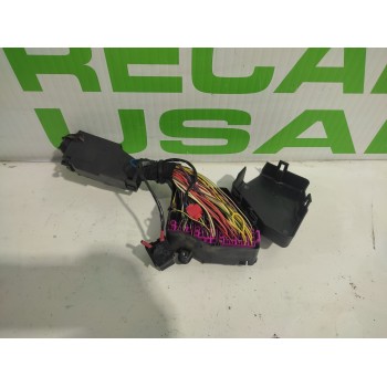 Recambio de caja reles / fusibles para audi a6 berlina (4b2) 2.5 tdi quattro referencia OEM IAM 8D1941824  