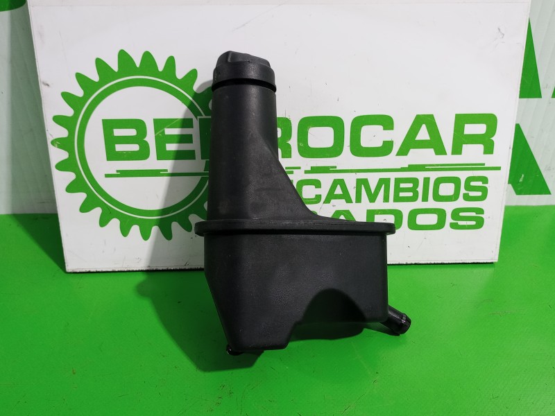 Recambio de deposito servo para volkswagen golf iii berlina (1h1) 1.9 diesel referencia OEM IAM 1H0422371  