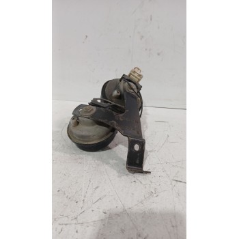 Recambio de claxon para peugeot 307 (3a/c) 1.4 16v referencia OEM IAM 9657476680  