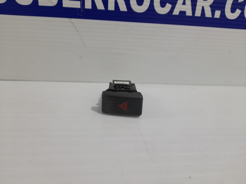 Recambio de warning para mazda 3 berlina (bk) 1.6 cd diesel cat referencia OEM IAM BP4K664H0  