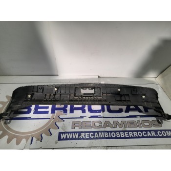 Recambio de suelo maletero para land rover range rover sport 3.6 td v8 referencia OEM IAM ERL500040  