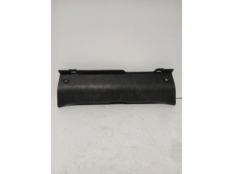 Recambio de moldura maletero para kia rio i sedán (dc_) 1.3 referencia OEM IAM 85750FD100  