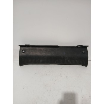 Recambio de moldura maletero para kia rio i sedán (dc_) 1.3 referencia OEM IAM 85750FD100  