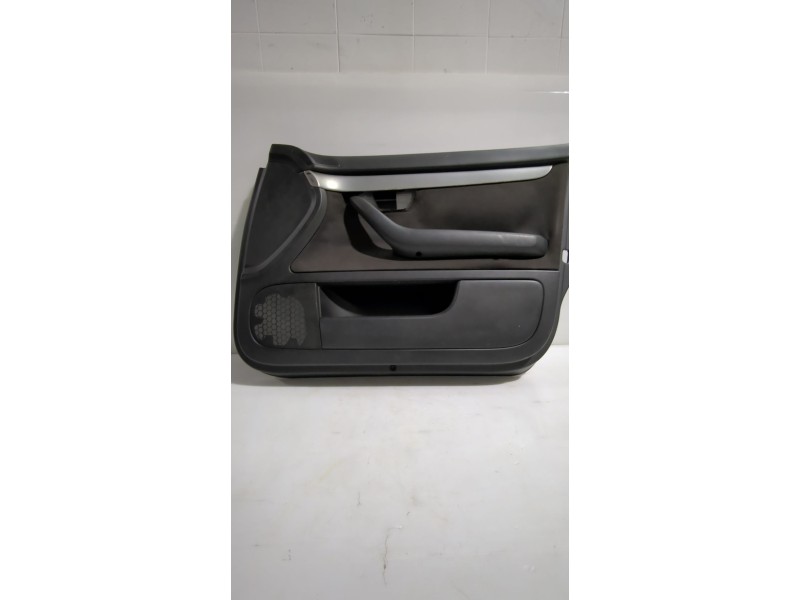 Recambio de guarnecido puerta delantera derecha para audi a4 b6 (8e2) 1.9 tdi referencia OEM IAM 8E1867106  