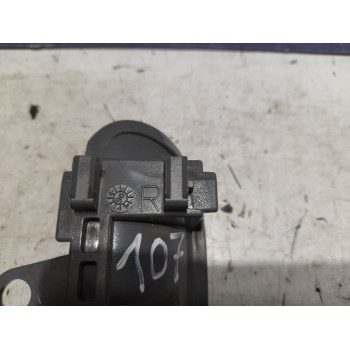 Recambio de maneta interior trasera derecha para peugeot 107 1.0 cat (384f) referencia OEM IAM 9143K8  