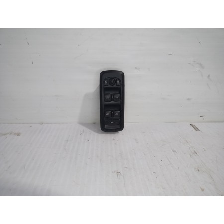 Recambio de mando elevalunas delantero izquierdo para land rover discovery 4 tdv6 hse referencia OEM IAM AH2214540AC  