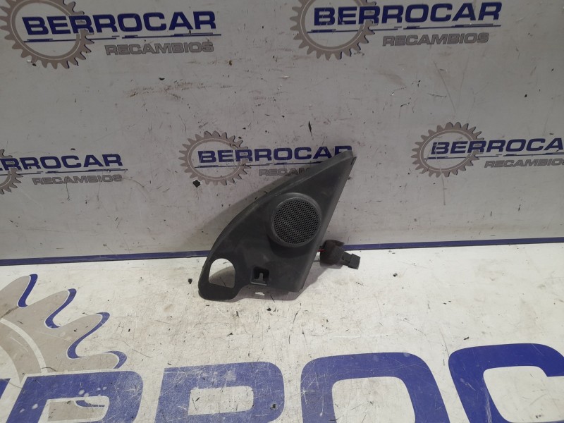 Recambio de moldura lateral para skoda spaceback (5h) 1.6 tdi referencia OEM IAM 5JA035411B  