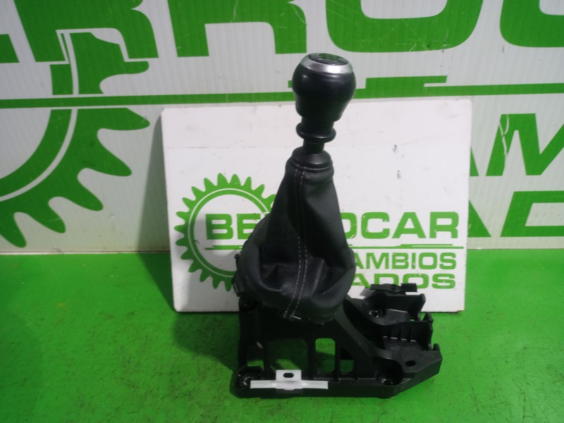 Recambio de palanca cambio para toyota auris touring sports (e18) active referencia OEM IAM 112102401  
