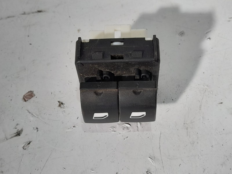 Recambio de mando elevalunas delantero izquierdo para toyota proace furgoneta (mdz_) 1.6 d4d (mdz9) referencia OEM IAM 98144411Z