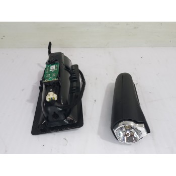 Recambio de luz interior para citroën c4 grand picasso avatar referencia OEM IAM 968561408000  