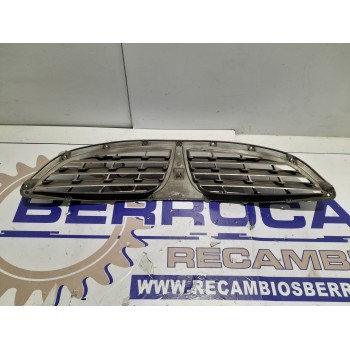 Recambio de rejilla delantera para ssangyong kyron 2.0 xdi referencia OEM IAM 7945109000  