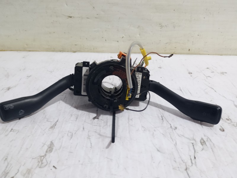 Recambio de mando multifuncion para seat leon (1m1) stella referencia OEM IAM 202852ATW  