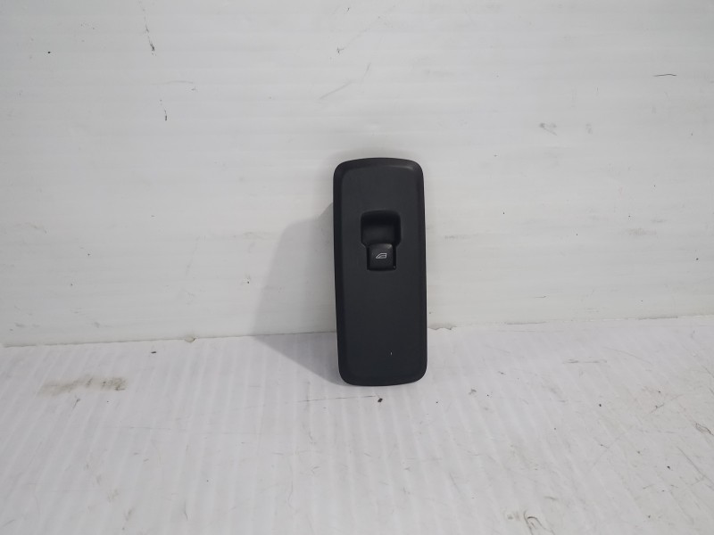 Recambio de mando elevalunas trasero derecho para land rover discovery 4 tdv6 hse referencia OEM IAM AH22240A40CBW  