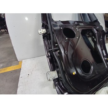 Recambio de puerta trasera derecha para land rover discovery 4 tdv6 hse referencia OEM IAM BFA780180  