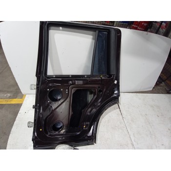 Recambio de puerta trasera derecha para land rover discovery 4 tdv6 hse referencia OEM IAM BFA780180  