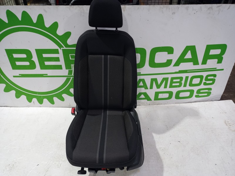 Recambio de asiento delantero izquierdo para volkswagen t-roc (d11) basis referencia OEM IAM 2Q4881105L  