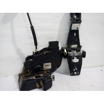 Recambio de cerradura puerta delantera derecha para land rover discovery 4 tdv6 hse referencia OEM IAM LR011275  