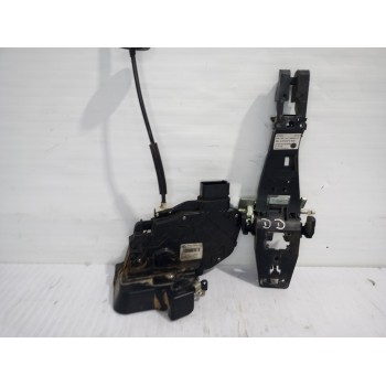 Recambio de cerradura puerta delantera derecha para land rover discovery 4 tdv6 hse referencia OEM IAM LR011275  